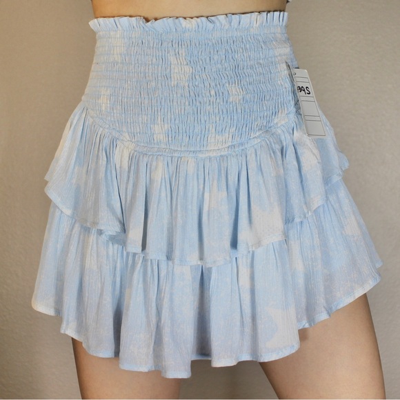 Blue Collection Smocked Ruffle Shorts - Picture 6 of 8
